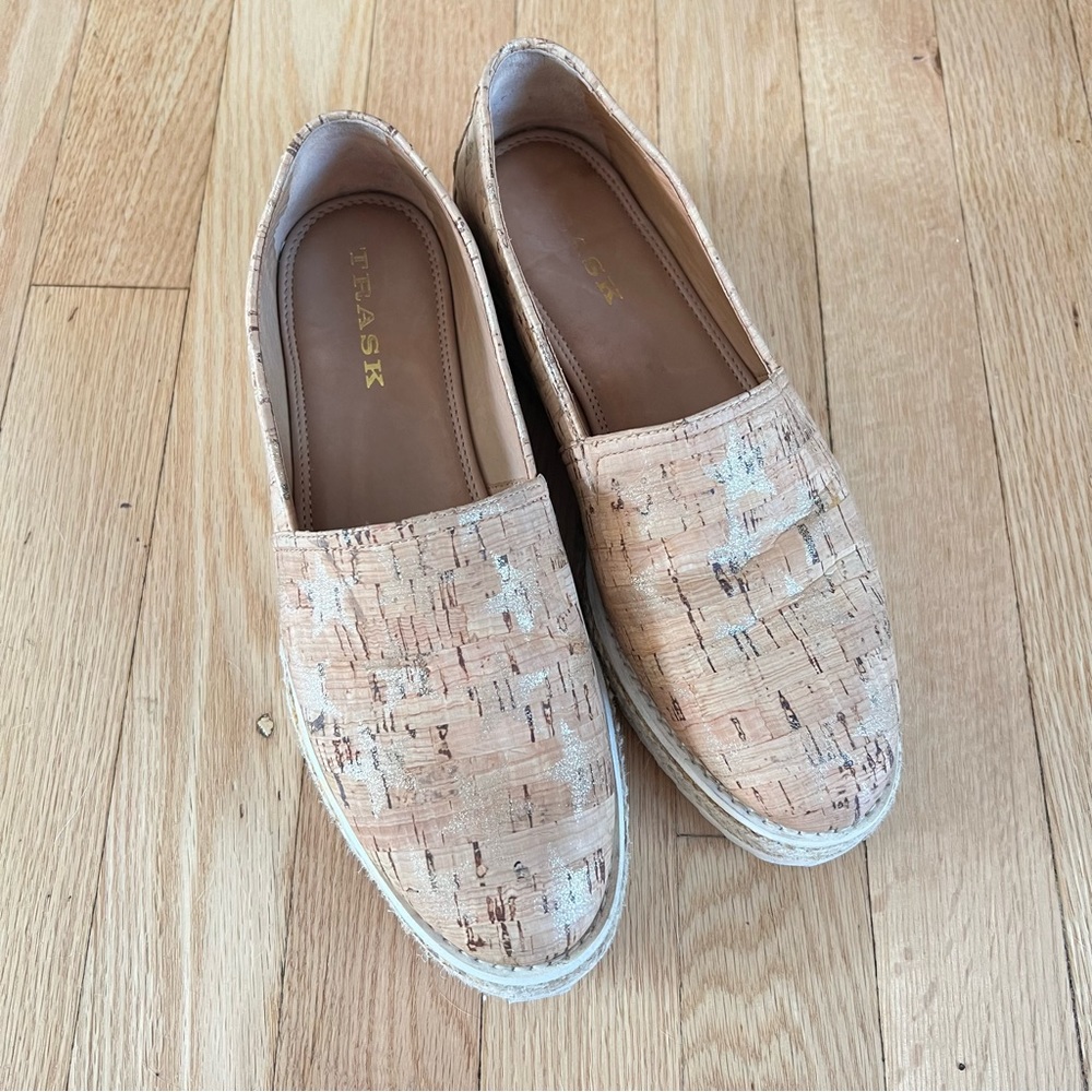 Trask Women's Size 7 Metallic Star Print Natural Cork Slip On Shoe Loafer